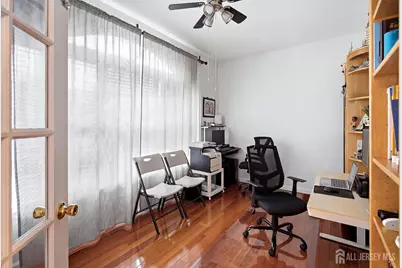 77 Timberhill Drive, Franklin Township, NJ 08823 - Photo 5