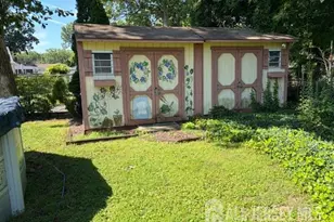 25 Chase Ave, Avenel, NJ 07001 - Photo 3