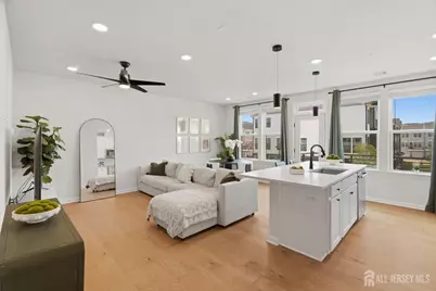 119 Sadie Circle, New Brunswick, NJ 08901 - Photo 13