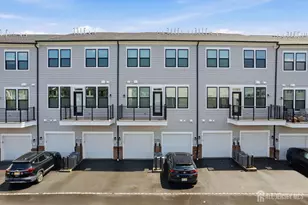 119 Sadie Cir, New Brunswick, NJ 08901 - Photo 29