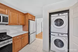 138 Pershing Ave, Carteret, NJ 07008 - Photo 5