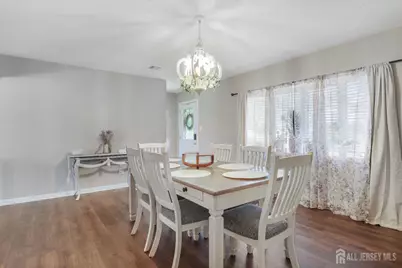 28 Colton Road, Edison, NJ 08817 - Photo 9