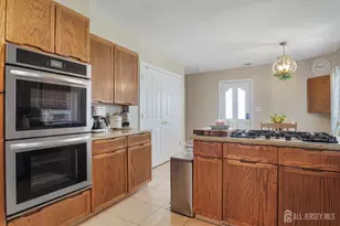 28 Colton Rd, Edison, NJ 08817 - Photo 15