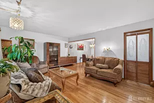 8 Growney St, Edison, NJ 08817 - Photo 17