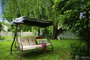 8 Growney St, Edison, NJ 08817 - Photo 31