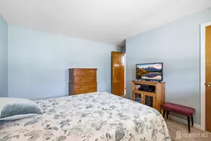 34 Marcia St, Sayreville, NJ 08859 - Photo 15