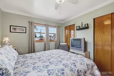 381 Carteret Avenue, Carteret, NJ 07008 - Photo 33