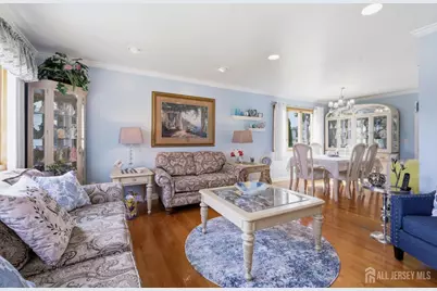 381 Carteret Avenue, Carteret, NJ 07008 - Photo 11
