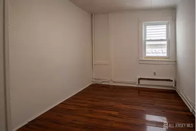 66 Comstock Street, New Brunswick, NJ 08901 - Photo 5