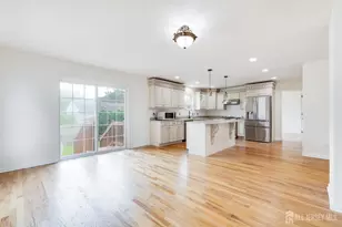 519 Fairview Ave, Middlesex, NJ 08846 - Photo 9