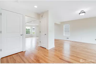 519 Fairview Avenue, Middlesex, NJ 08846 - Photo 13