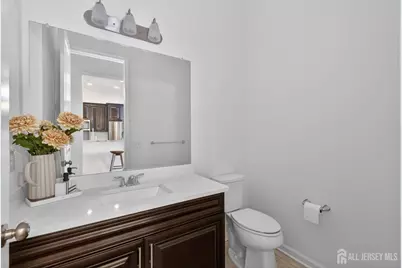 197 Roosevelt Drive, Wood Ridge, NJ 07075 - Photo 17