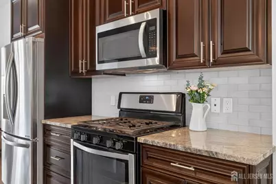 197 Roosevelt Drive, Wood Ridge, NJ 07075 - Photo 13