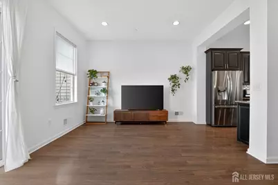 197 Roosevelt Drive, Wood Ridge, NJ 07075 - Photo 19