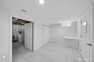 23 W Henry Pl, Iselin, NJ 08830 - Photo 15