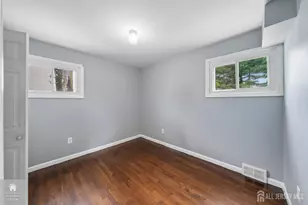 23 W Henry Pl, Iselin, NJ 08830 - Photo 11