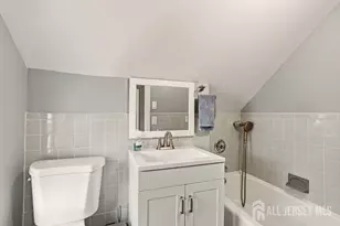 10 Krumb St, Sayreville, NJ 08872 - Photo 23