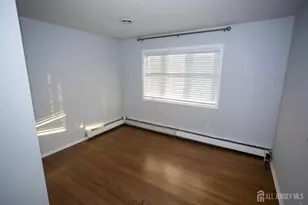 18 Robinhood Dr, Sayreville, NJ 08859 - Photo 37