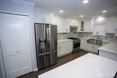 18 Robinhood Drive, Sayreville, NJ 08859 - Photo 21