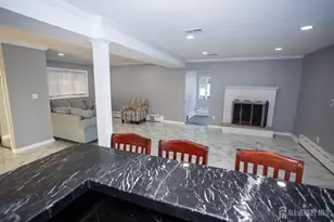 18 Robinhood Dr, Sayreville, NJ 08859 - Photo 11