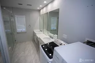 18 Robinhood Dr, Sayreville, NJ 08859 - Photo 45