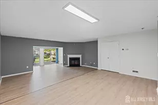 36 Albury Way, North Brunswick Township, NJ 08902 - Photo 9