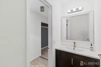 36 Albury Way, North Brunswick Township, NJ 08902 - Photo 7