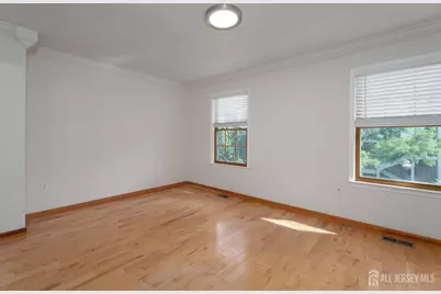 357 Hadleigh Lane, North Brunswick Township, NJ 08902 - Photo 15