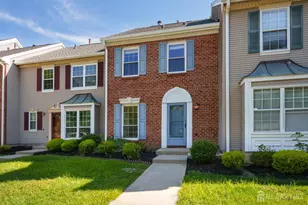 357 Hadleigh Ln, North Brunswick Township, NJ 08902 - Photo 1