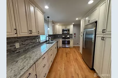800 Drake Avenue, Middlesex, NJ 08846 - Photo 9