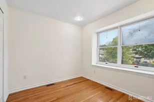 19 Dorchester Dr, East Brunswick Township, NJ 08816 - Photo 19