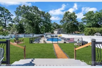 8 West Avenue, Middlesex County, NJ 08857 - Photo 23