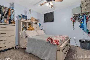 8 West Ave, Middlesex County, NJ 08857 - Photo 15