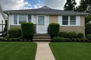 24 Exton St, South River, NJ 08882 - Photo 3
