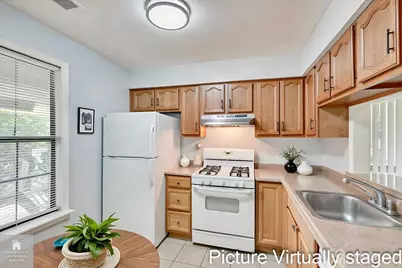 503 Woodbridge Commons Way, Iselin, NJ 08830 - Photo 5