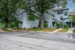 503 Woodbridge Commons Way, Iselin, NJ 08830 - Photo 21