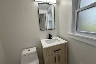 684 West Ave, Sewaren, NJ 07077 - Photo 15