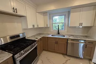684 West Ave, Sewaren, NJ 07077 - Photo 5
