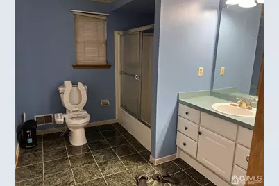 27 Marion Street, Port Reading, NJ 07064 - Photo 13