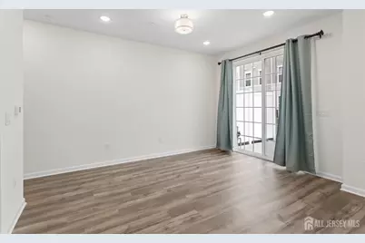 718 Station Road, Dunellen, NJ 08812 - Photo 11