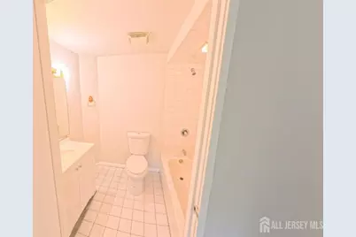 40 Fayette Street, Perth Amboy, NJ 08861 - Photo 9
