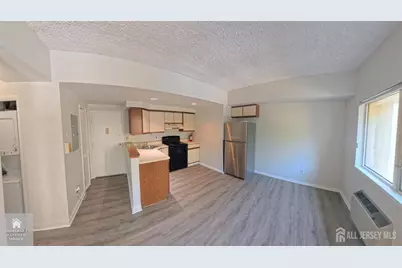 40 Fayette Street, Perth Amboy, NJ 08861 - Photo 3