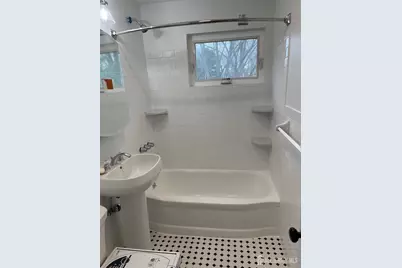 70 Beverly Road, Bloomfield, NJ 07003 - Photo 9