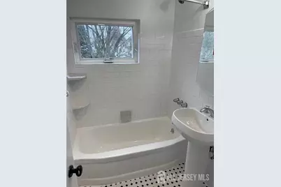 70 Beverly Road, Bloomfield, NJ 07003 - Photo 7