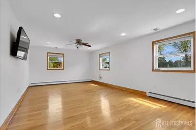 95 E Calvert Avenue, Edison, NJ 08820 - Photo 29