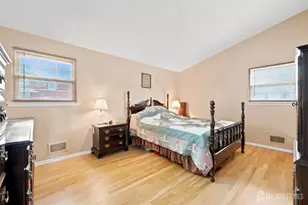 62 York St, Old Bridge Township, NJ 08857 - Photo 27