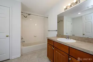 303 Pinelli Dr, Piscataway Township, NJ 08854 - Photo 15