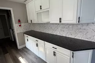 19 David Ct, Colonia, NJ 07067 - Photo 7