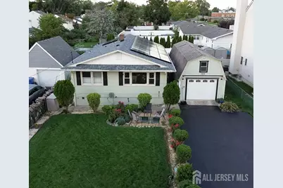 150 Farragut Avenue, Middlesex, NJ 08864 - Photo 1