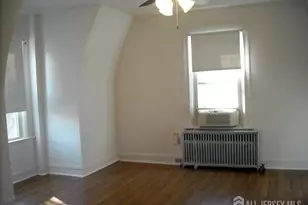 301 Penfield Pl, Dunellen, NJ 08812 - Photo 9